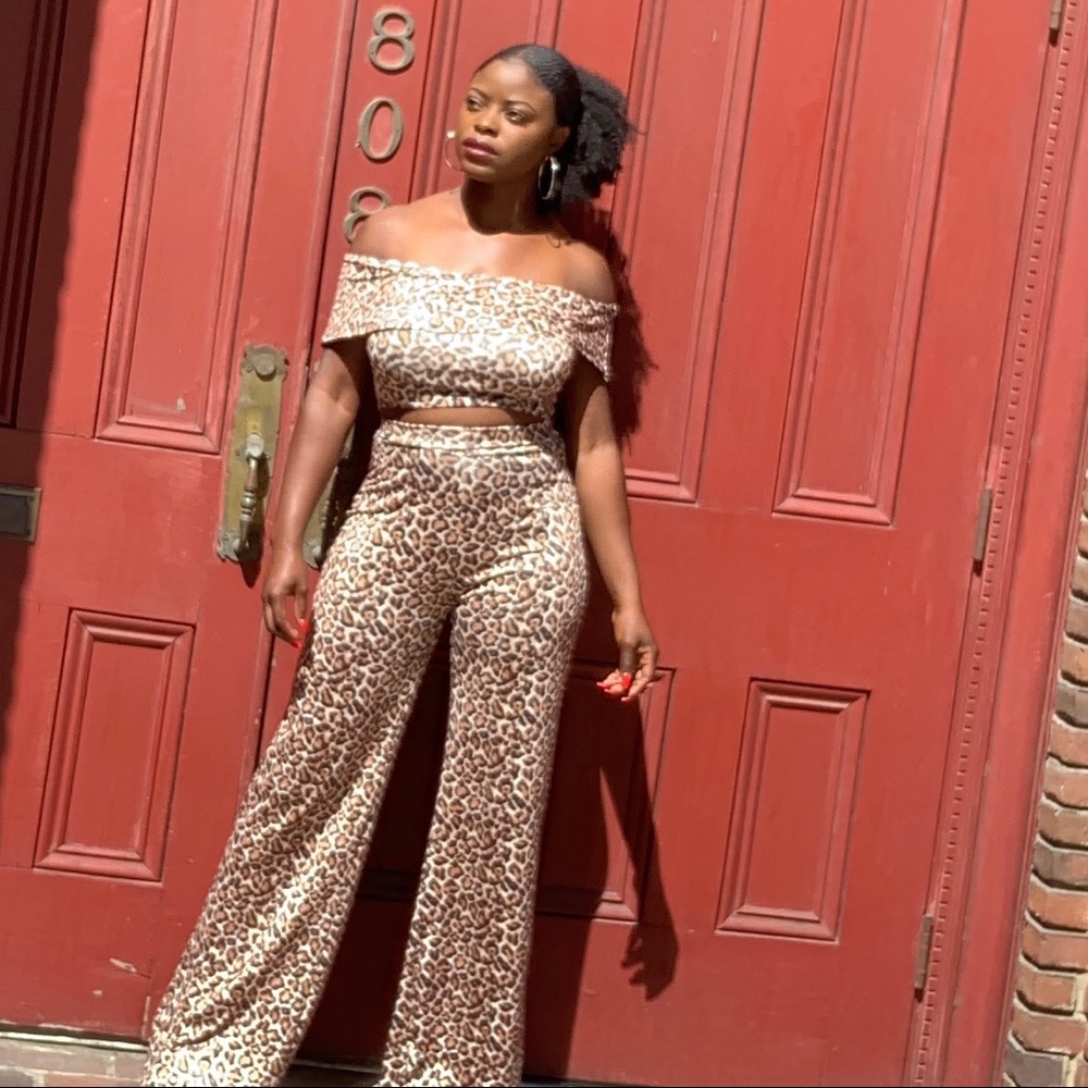 Two piece cheetah print set